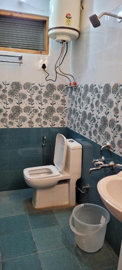 Hotel Snow Country Villa Manāli エクステリア 写真